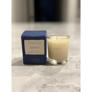 TOCCA - Kauai - Hibiscus Coconut Leaves - Candle - 1.2 oz./ 34 g - NEW in Box